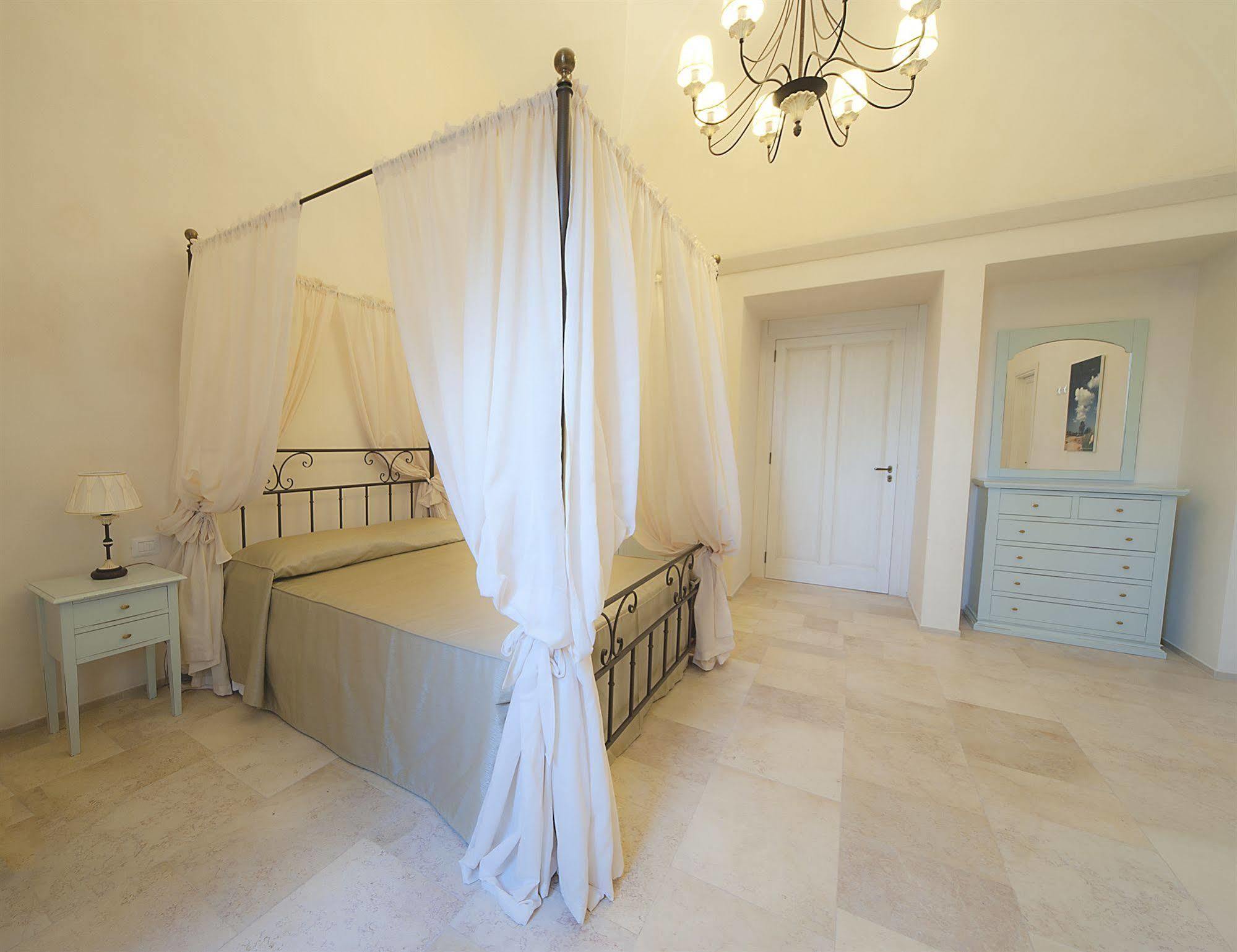 San Velletri Guest House Savelletri Ngoại thất bức ảnh